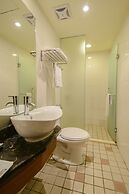 LA HOTEL Liuhe Fusing