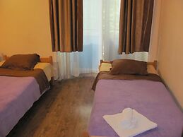 Lucky Travelers Room - hostel