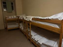 Lucky Travelers Room - hostel