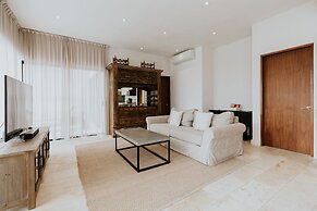 The Strabon Tulum
