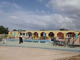 Extravaganza Resort Hotel