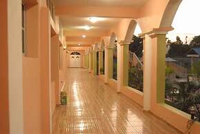 Extravaganza Resort Hotel