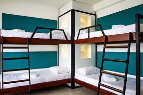 Lazy Koala Hostel - Adults Only