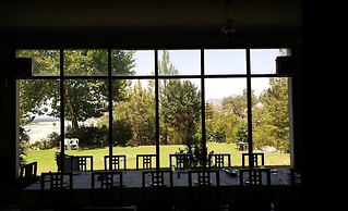 Rock City Resort