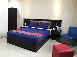 Grand Sari Hotel