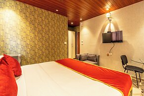 4 Seasons Suites