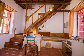 Malaxiana Houses