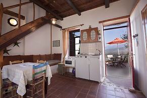 Malaxiana Houses