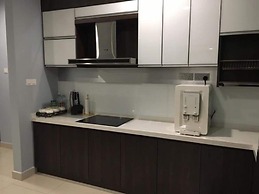 Comuna Residence 1