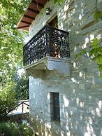 Ta Xelidonakia