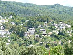 Ta Xelidonakia