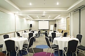 Palm Park Hotel Surabaya