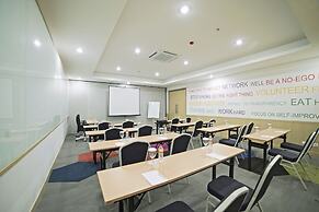 Palm Park Hotel Surabaya