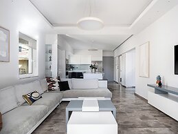 Nikis Dream Luxury Apartments