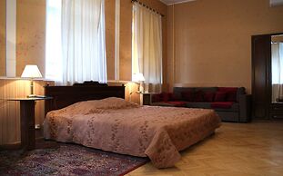 Sverchkov 8 Hotel