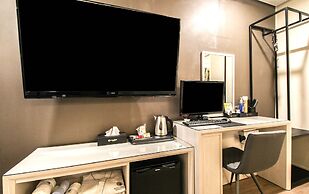 2Night Hotel