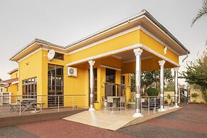 SelaMod Village guest House