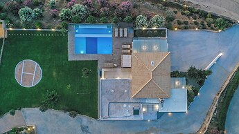 Villa Kedria with a panoramic ocean view