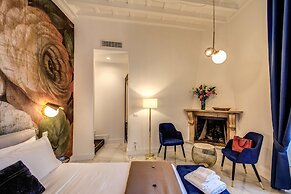 Little Queen Pantheon Residence