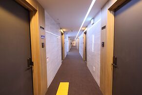 Calistar Hotel