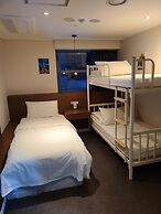 Calistar Hotel