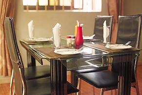 Primera Hotel