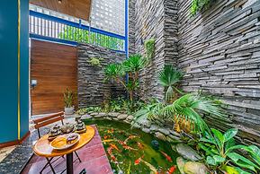 Cani Beach House