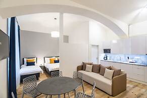 Seven Wishes Boutique Residence
