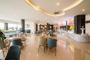 Lake View Hotel