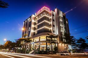 Lake View Hotel