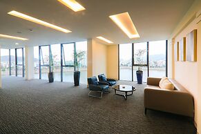Lake View Hotel