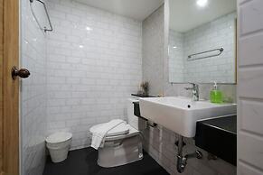 Luck Esan Loft - Hostel