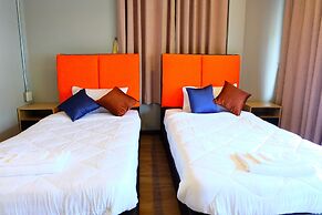 Full Moon' House - Hostel