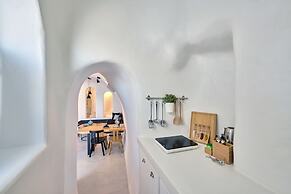 Cave Suite Oia