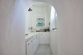 Cave Suite Oia