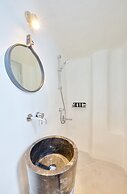 Cave Suite Oia
