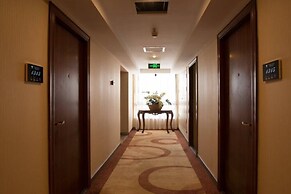 Chengdu Longhu Beach Hotel