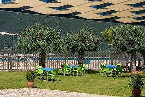 Akroyiali Resort