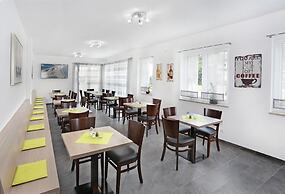 Hotel 37