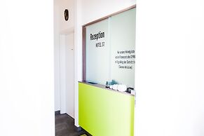 Hotel 37