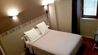 Hôtel Monhotel