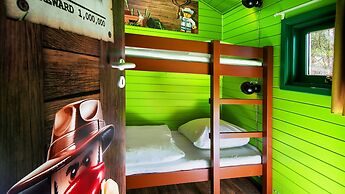 LEGOLAND Wilderness Barrels & Cabins