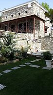Pacithea Villas