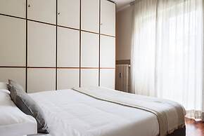 Home at Hotel Reina