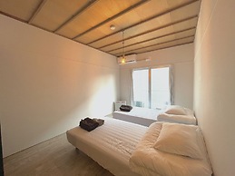 Hostel 1889