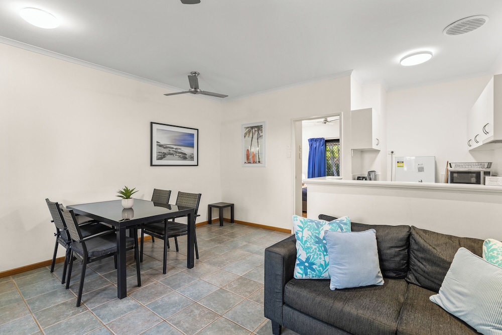 Cable Beach Apartments