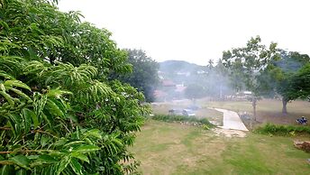 V Garden
