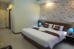 Karnmanee Place Hotel
