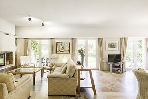 Beach Villa House