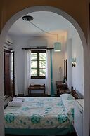 Elli Hotel